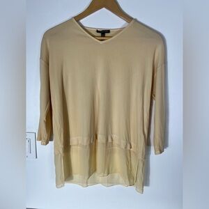 Eileen Fisher 100% Silk Womens Size Small Light Yellow Chiffon Style Top V Neck